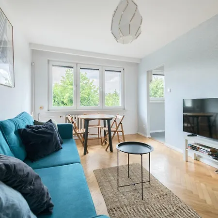 Apartment Dom & House - Argo *